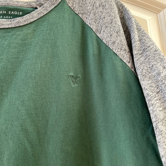 American Eagle green and grey Super Soft Standard Fit raglan short sleeve. Large - Picture 2 of 10